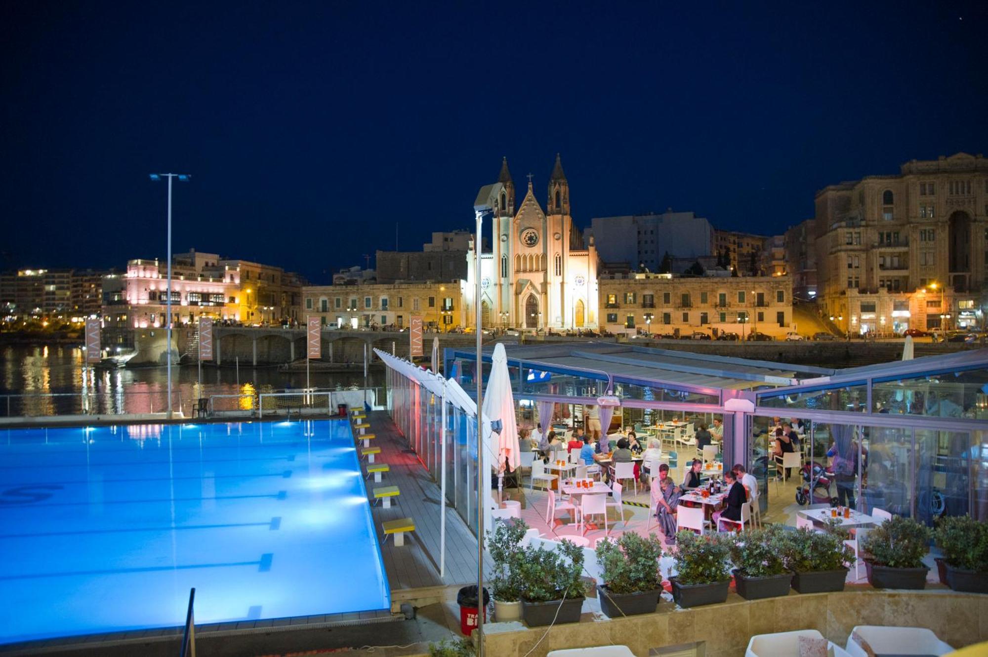 Maltese Balcony Apartman San Ġiljan Kültér fotó
