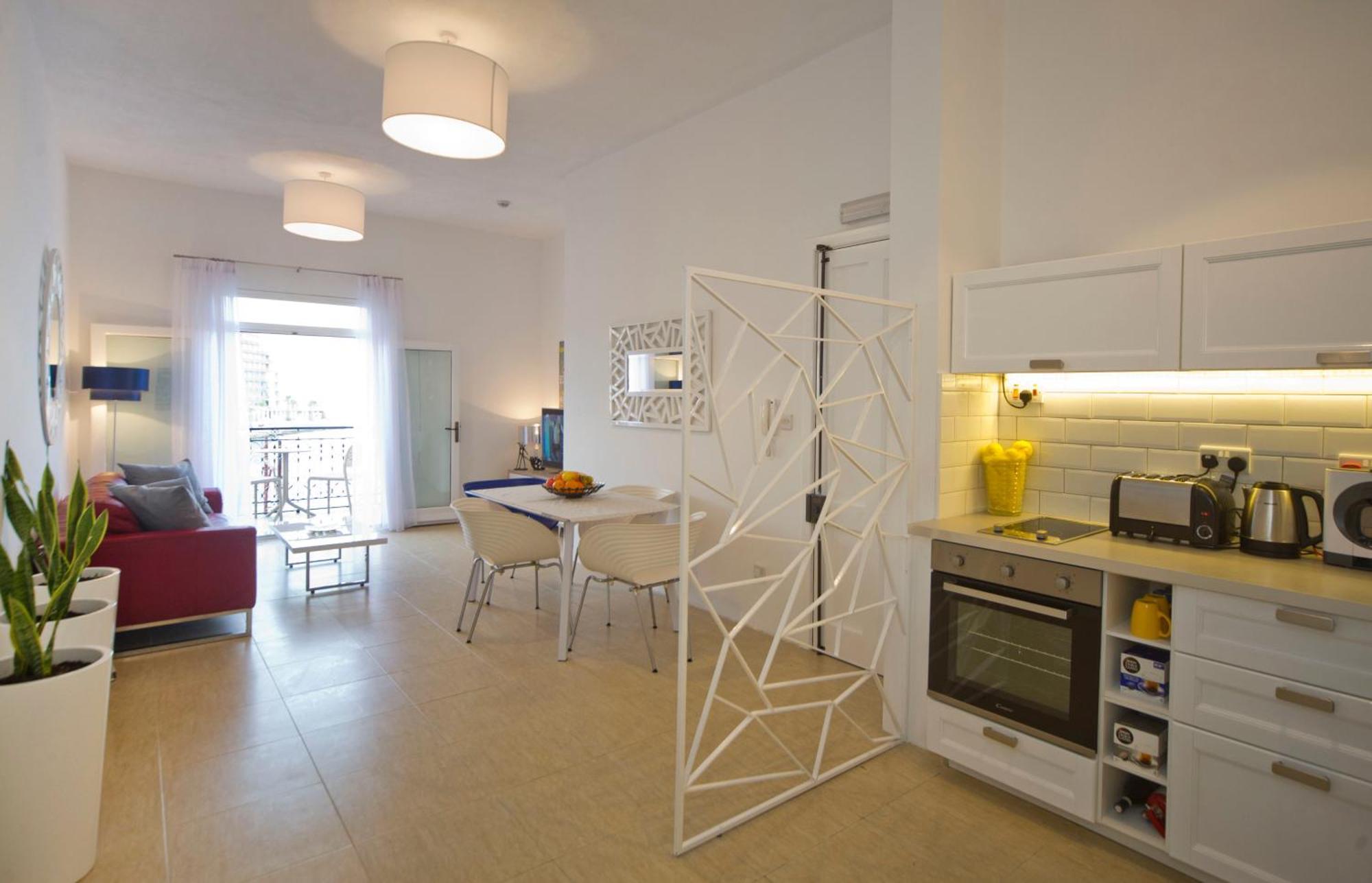 Maltese Balcony Apartman San Ġiljan Kültér fotó